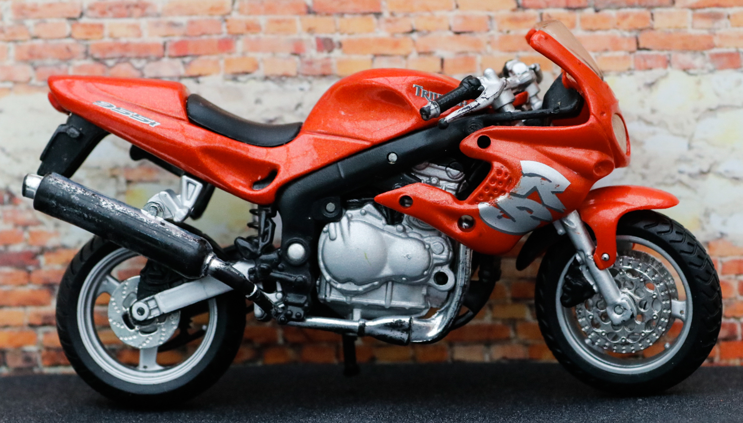 Maisto Triumph Sprint RS